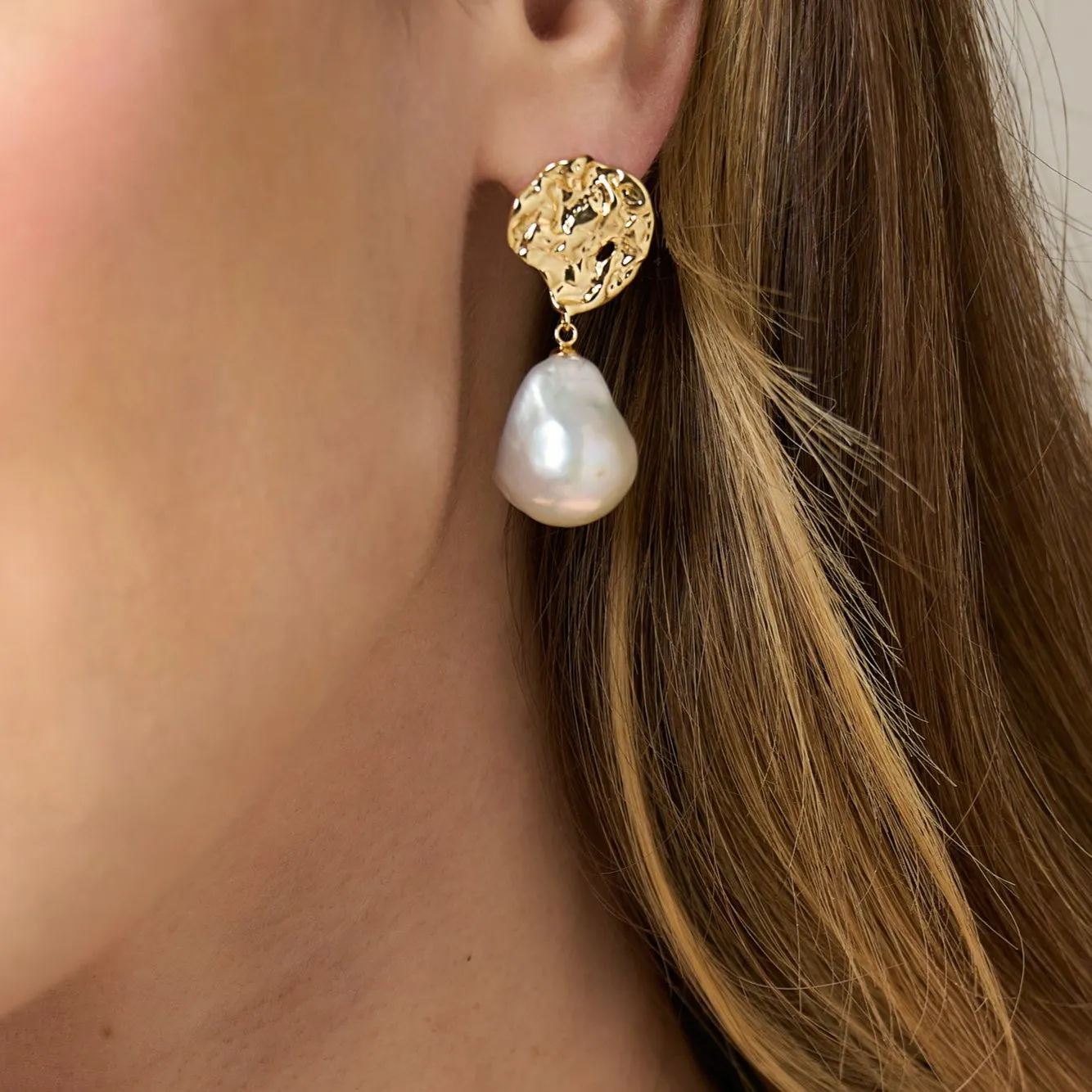 Decus molten gold stud earrings with large baroque cultured freshwater pearl drop earrings