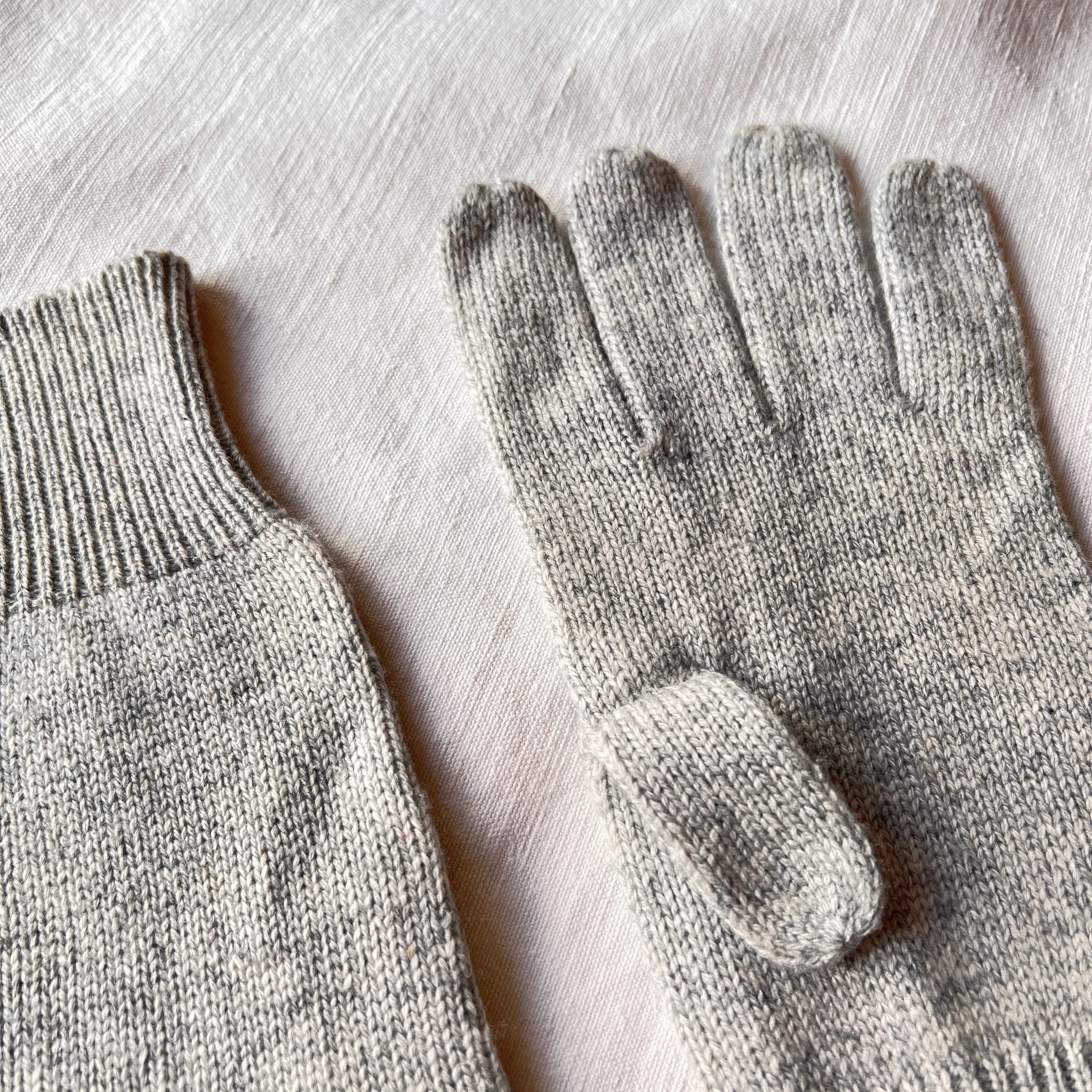 DEENA Luxury Soft Fine Knit Merino Ladies Gloves