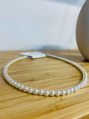 Pearl necklace